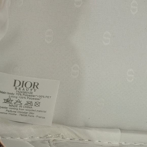 Dior 2025 Holiday GWP Cosmetic Case, Card Mirror with Dior Dust bag and GIFT BAG - Picture 6 of 16